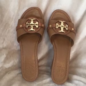 Tory Burch light brown wedge.